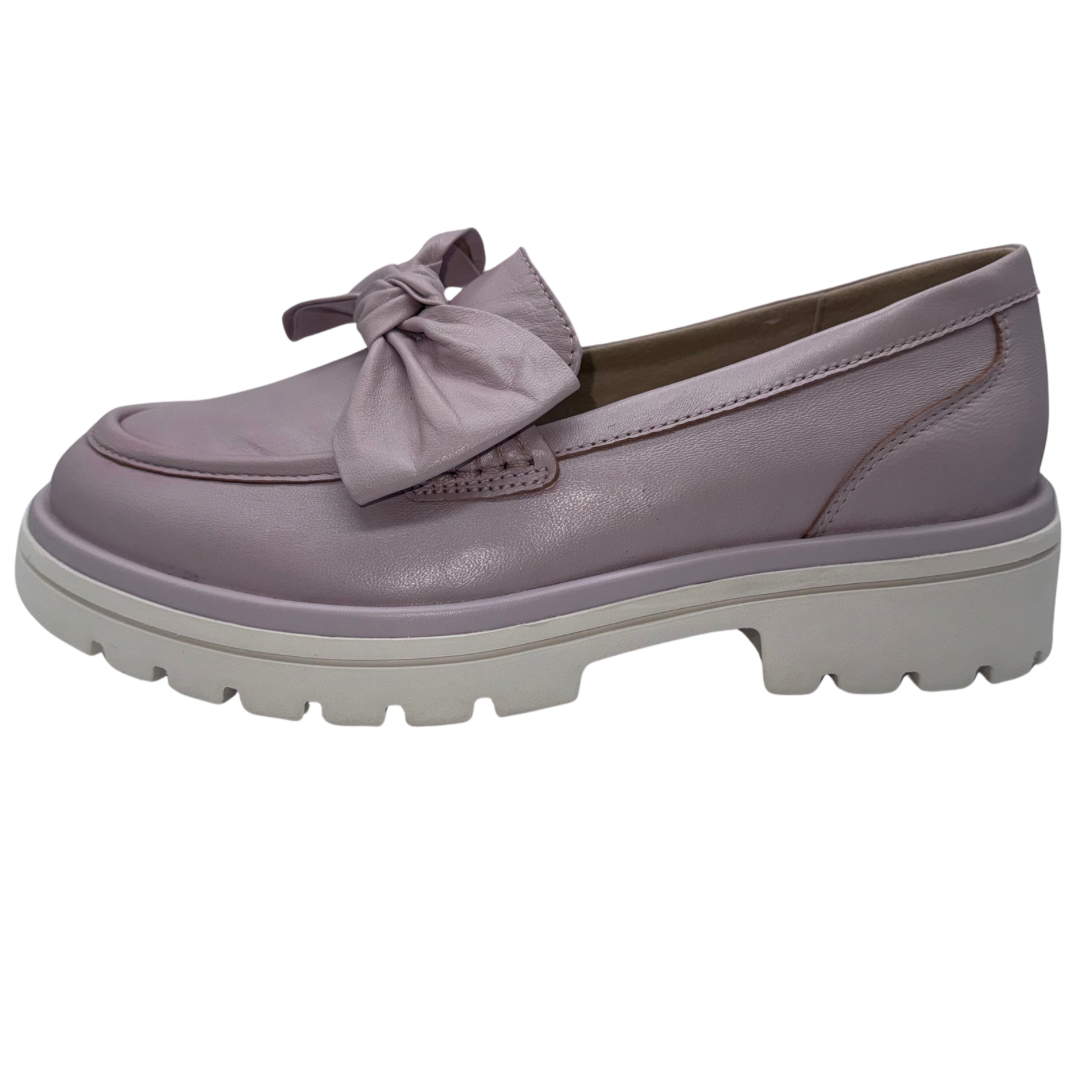 Caprice Lilac Leather Loafer