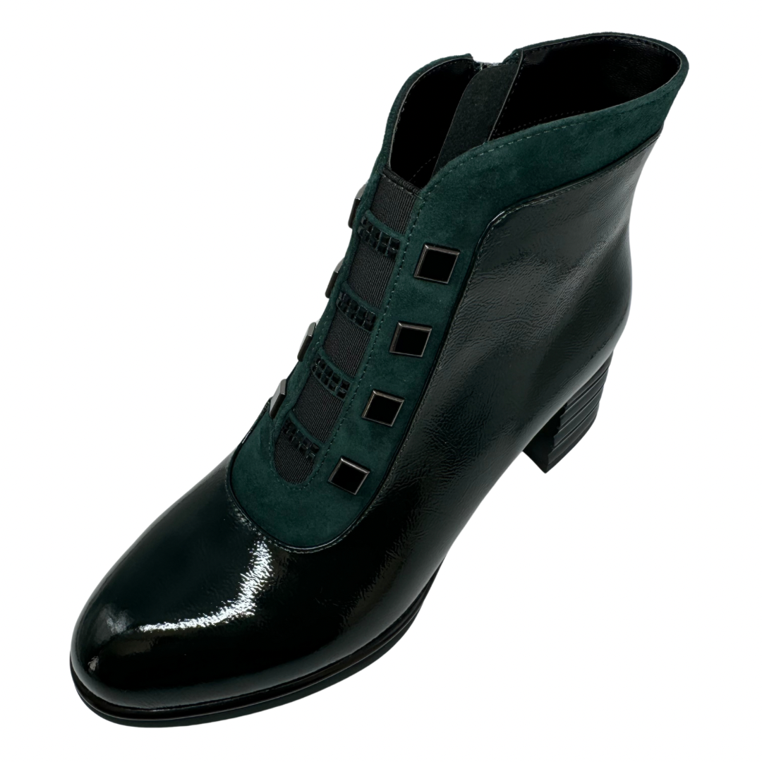 Loretta Vitale Black Patent and Green Heeled Boots