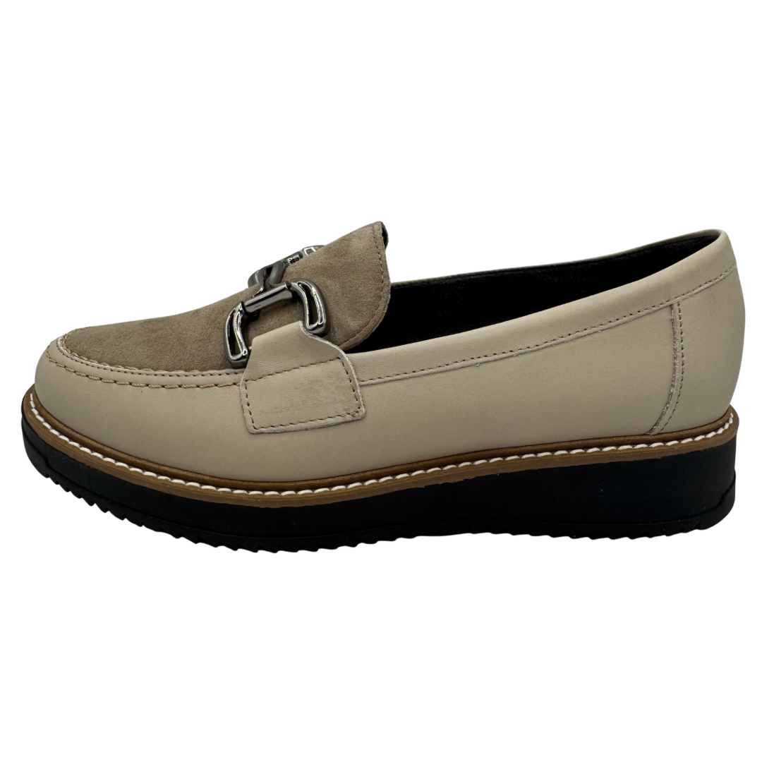 Pitillos Cream &amp; Beige Loafers