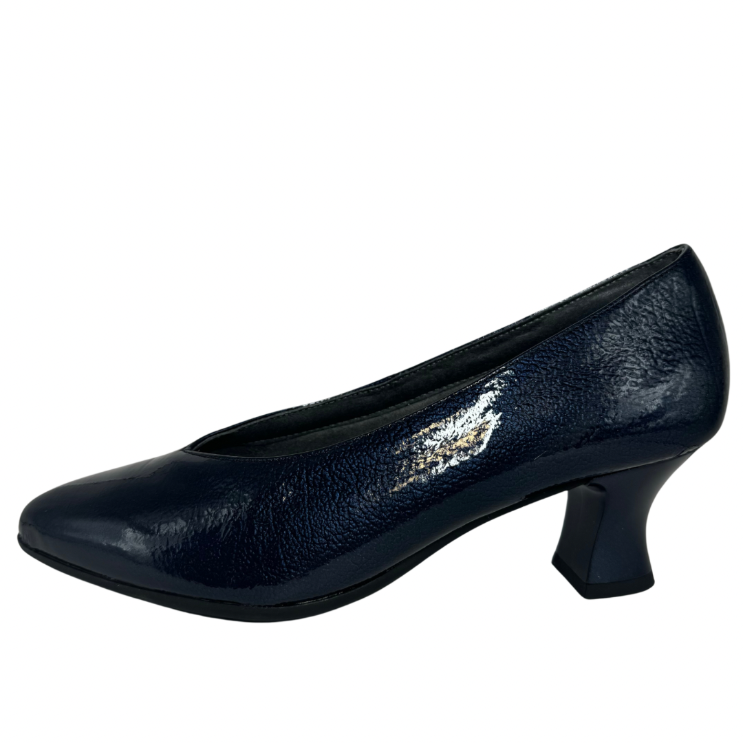 Pitillos Navy Patent Low Heel