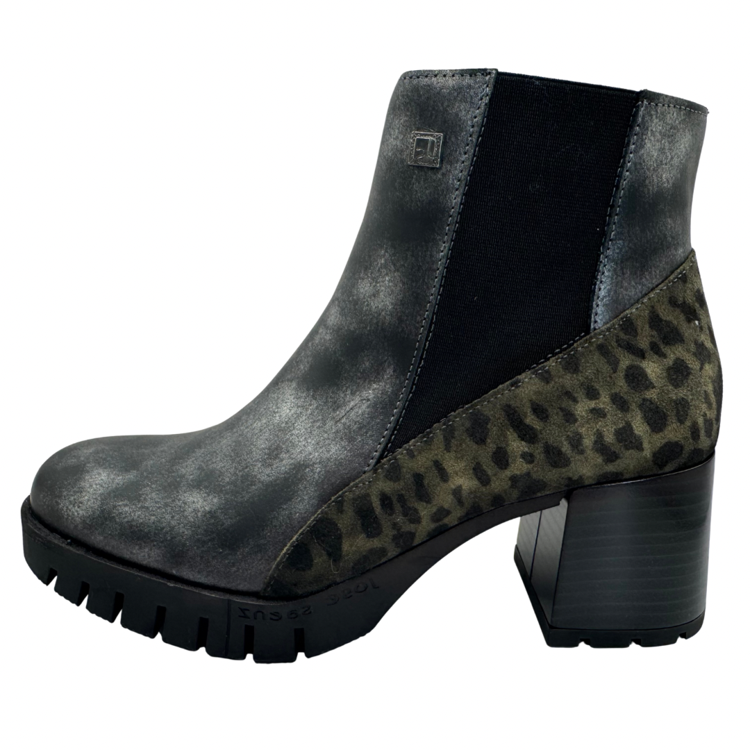 Jose Saenz Black Heeled Boots with Khaki Detail