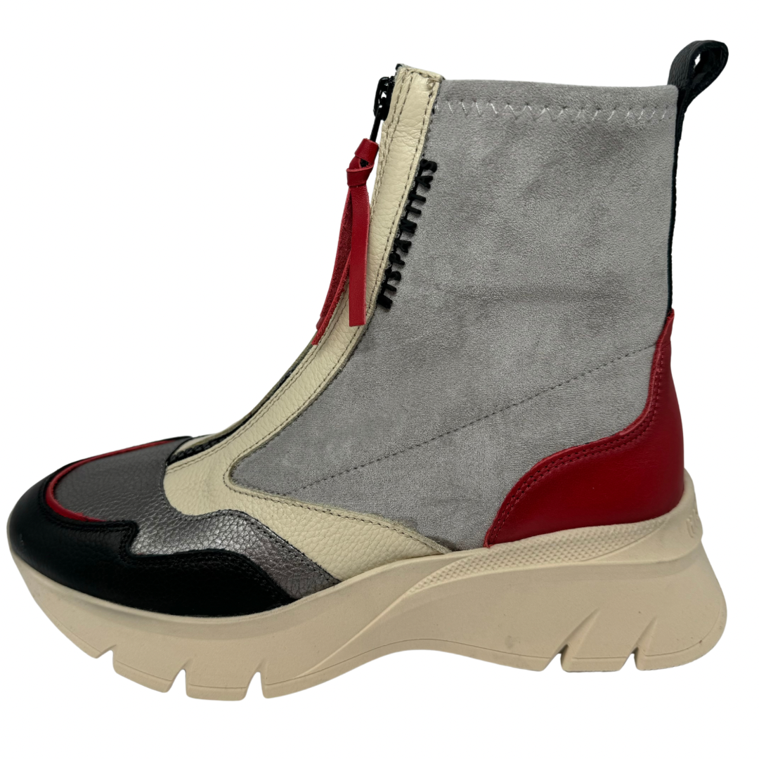 Hispanitas Grey, Cream &amp; Red Boots