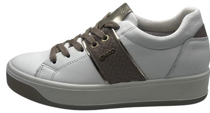 Igi &amp; Co White and Beige Leather Trainers