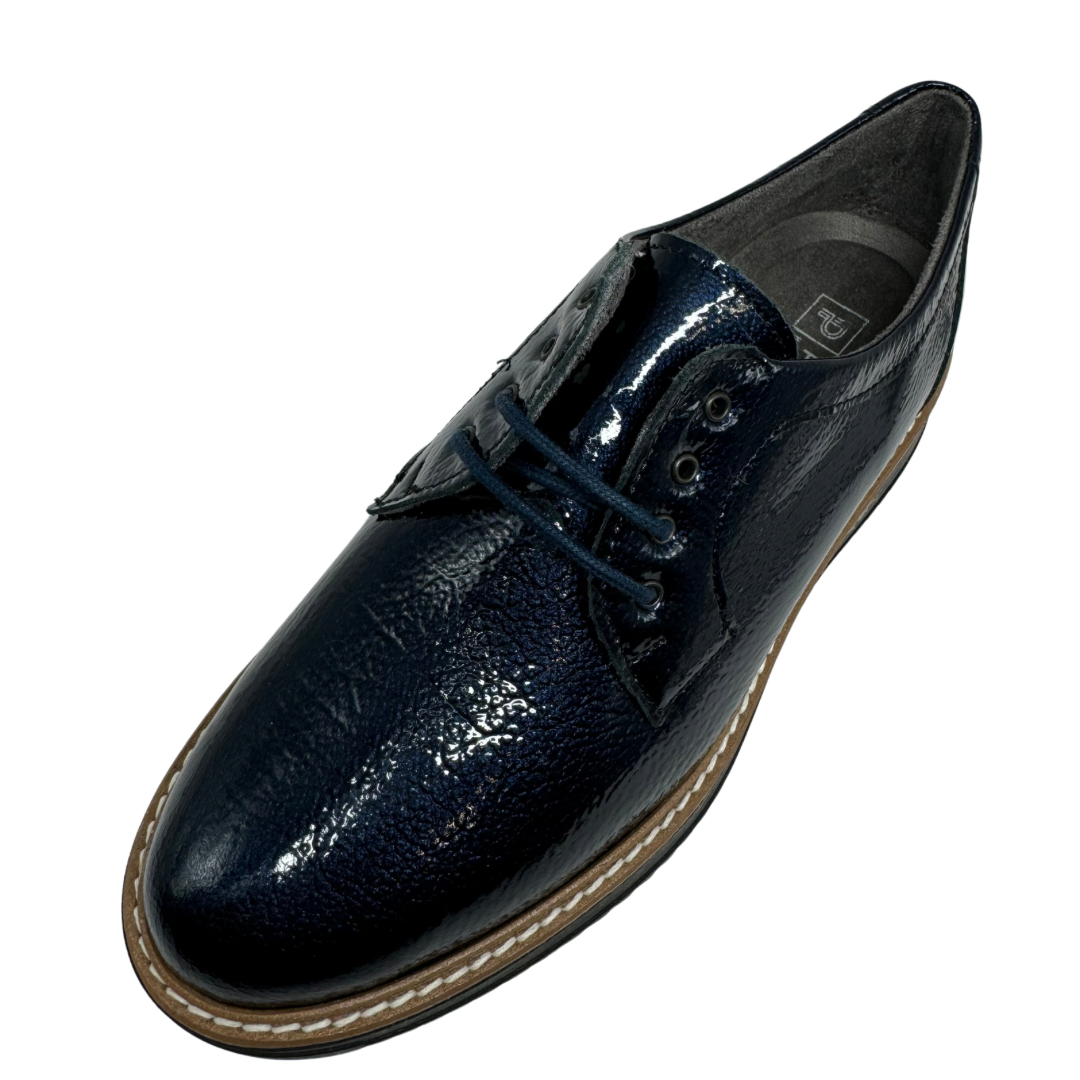 Pitillos Navy Patent Brogues