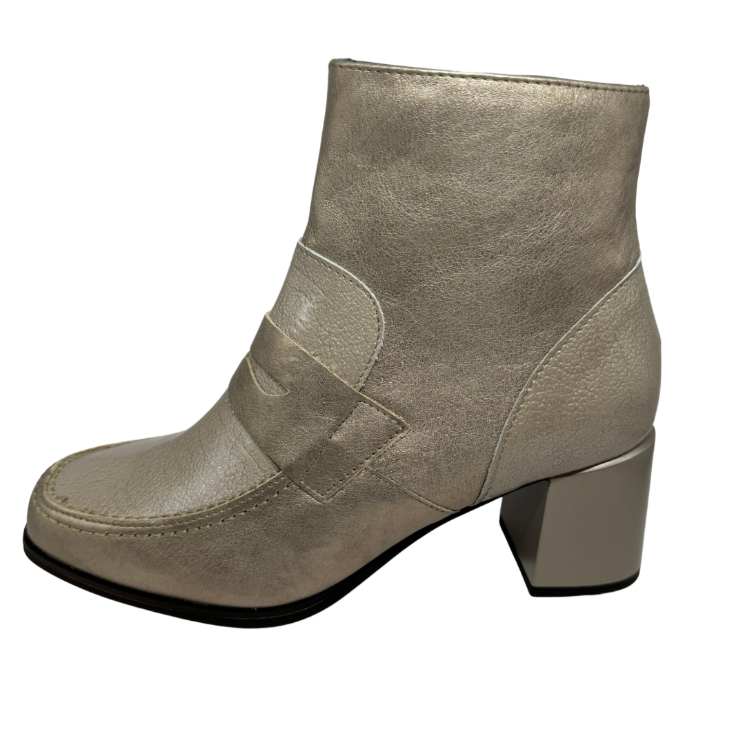 Pitillos Stone Heeled Boots with Patent Detail