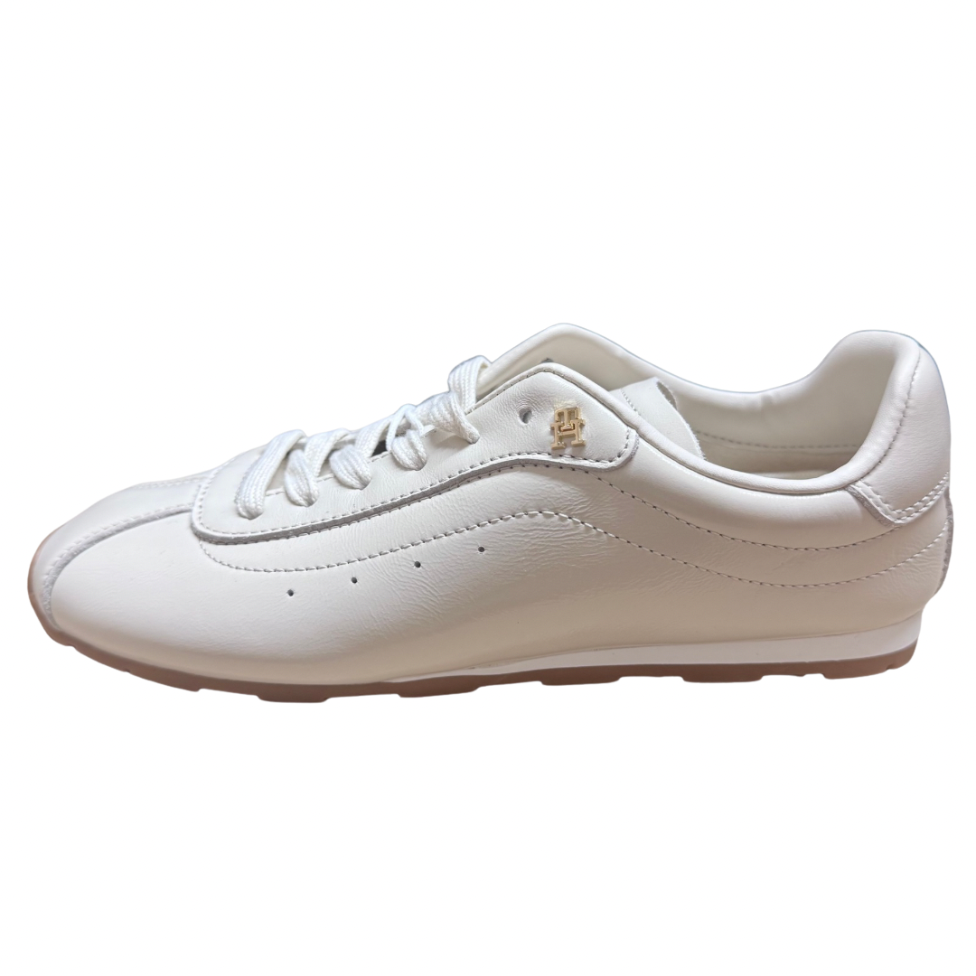 Bella Sneaker Leather