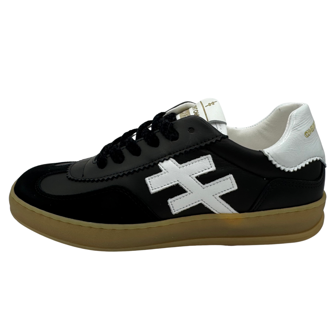 Another Trend Black &amp; White Trainers