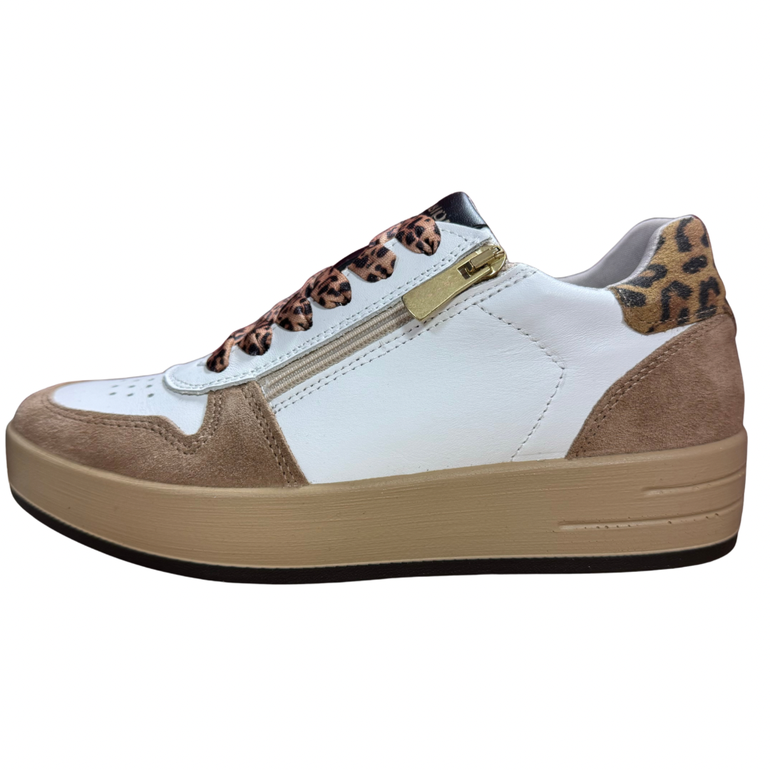 Igi & Co White Trainers with Leopard Print Laces