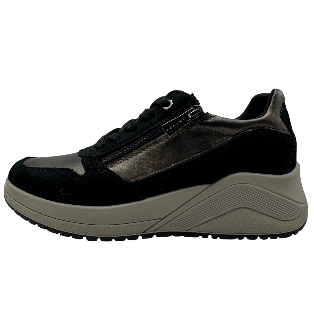 Igi &amp; Co Black &amp; Bronze Wedged Trainers