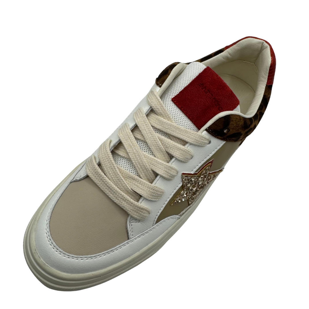 Drilleys Beige & White Trainers with Red Detail