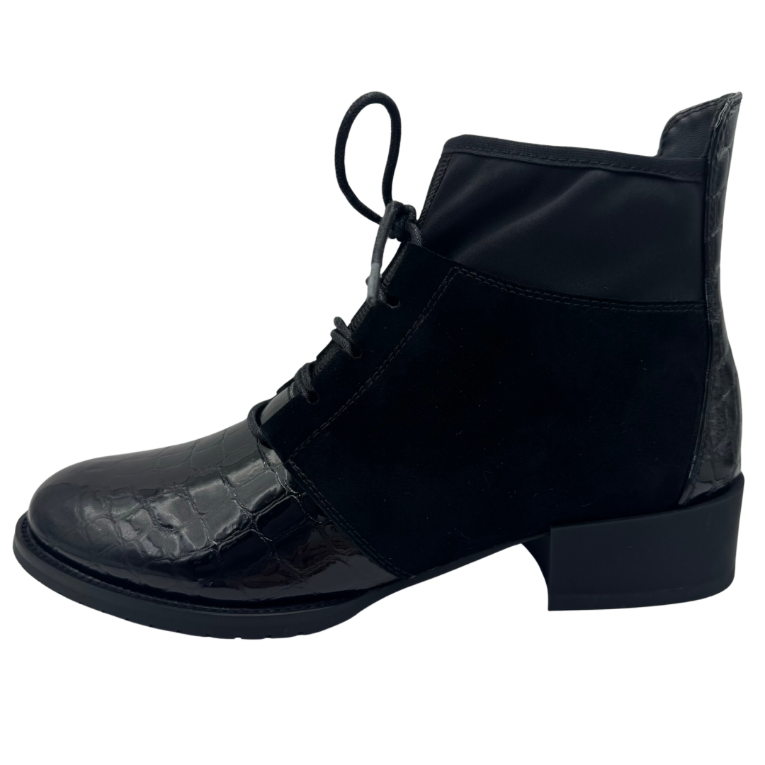Loretta Vitale Black Boots with Patent Stone Detail &amp; Laces