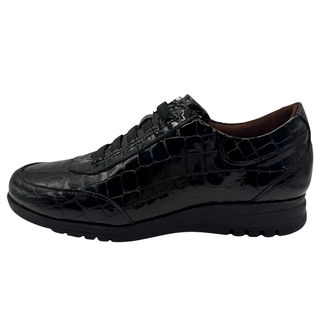 Pitillos Black Patent Wedged Shoes with Elasticated Laces