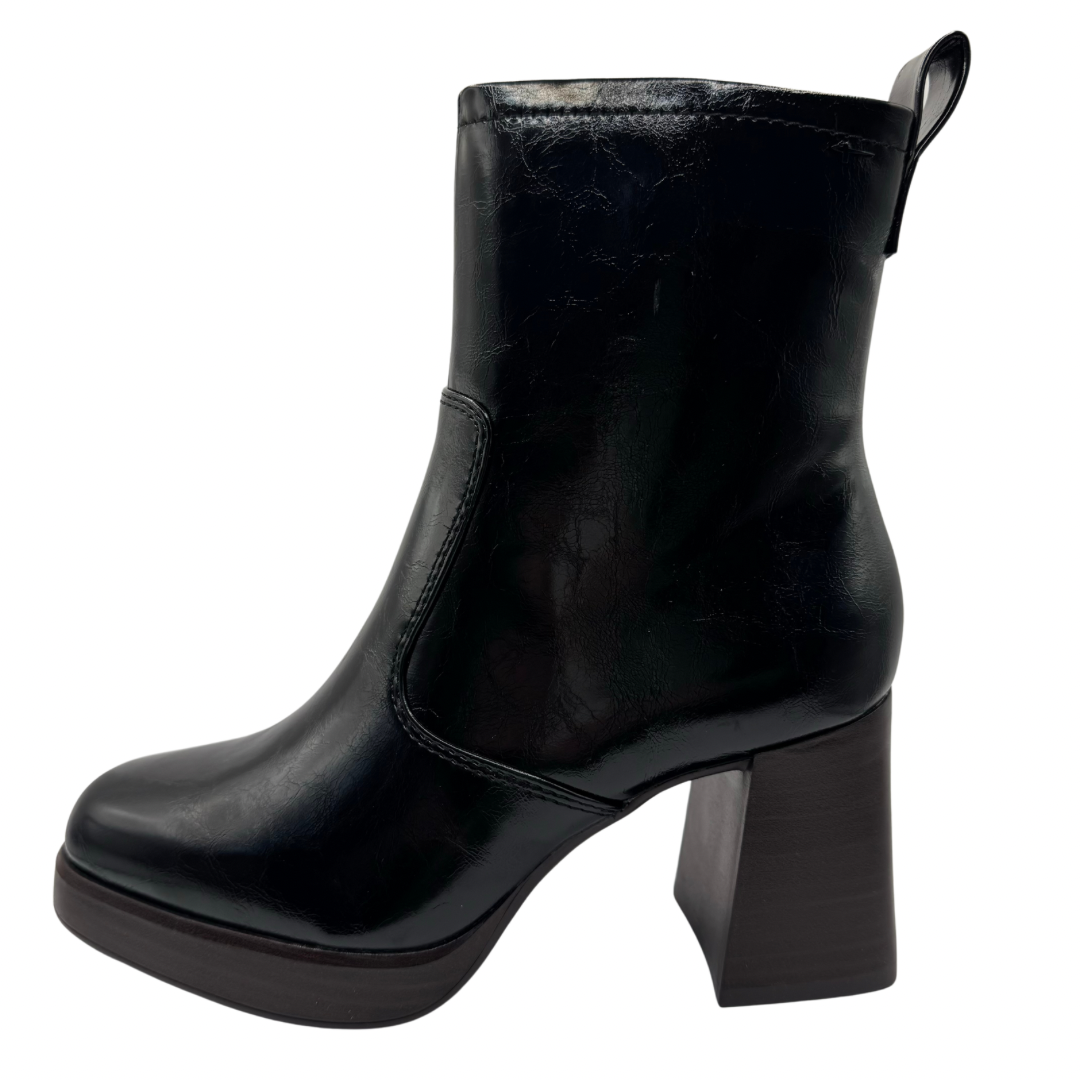 Tamaris Black Patent Boots with Dark Brown Block Heel