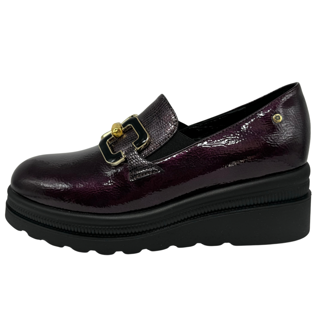 Donna Serena Purple Patent Leather Wedged Loafers