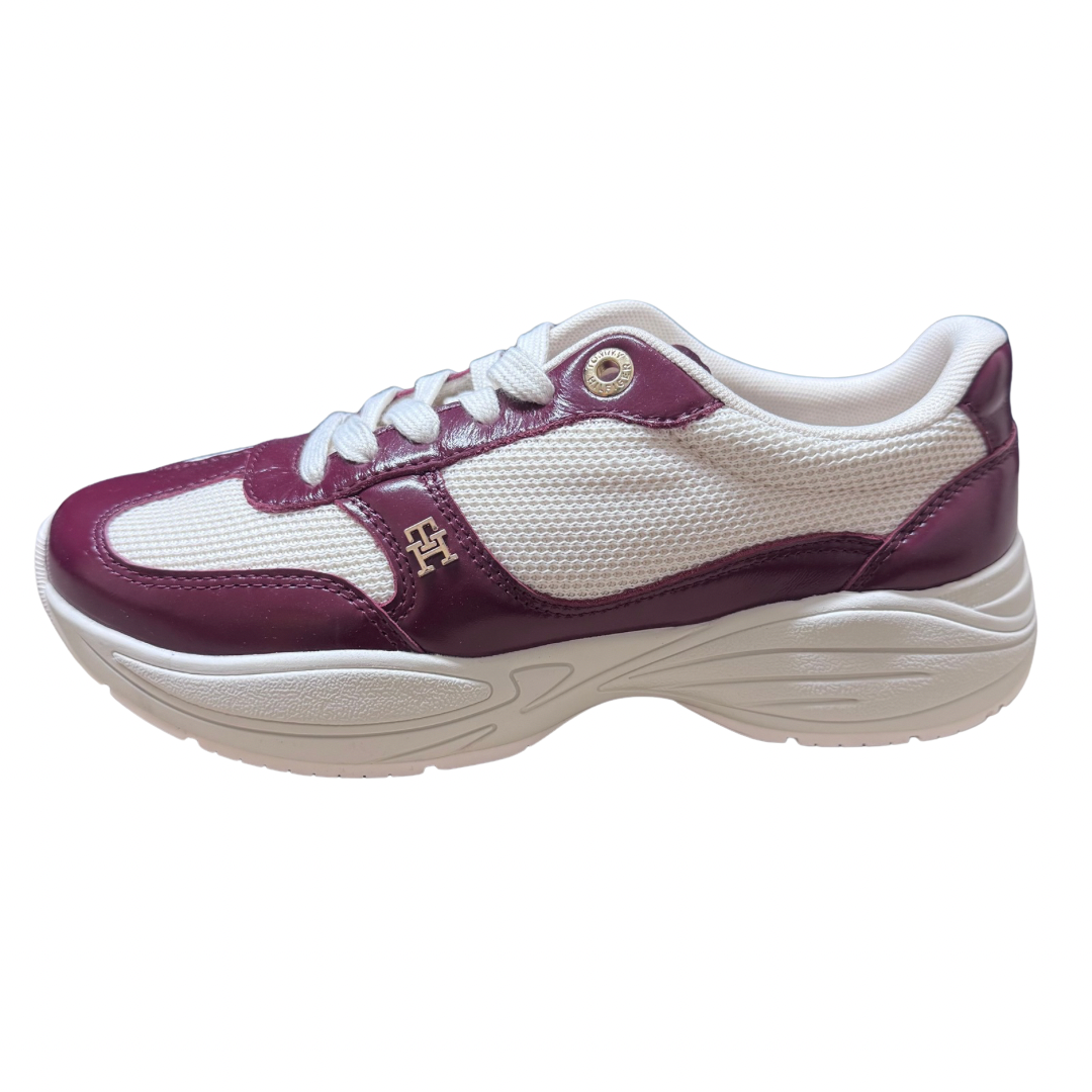 Modern Runner Shiny Leather