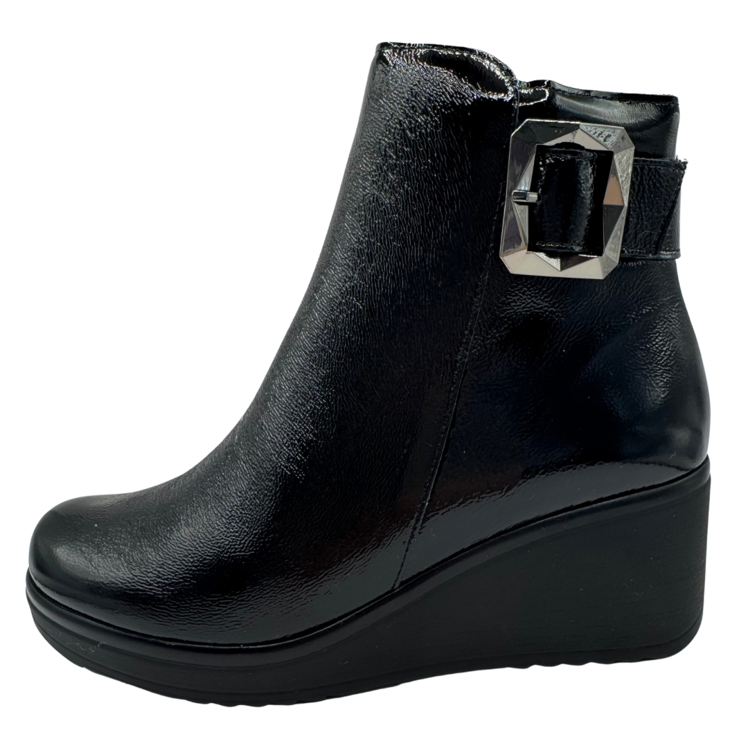 Pitillos Black Wedge Boots with Side Zip