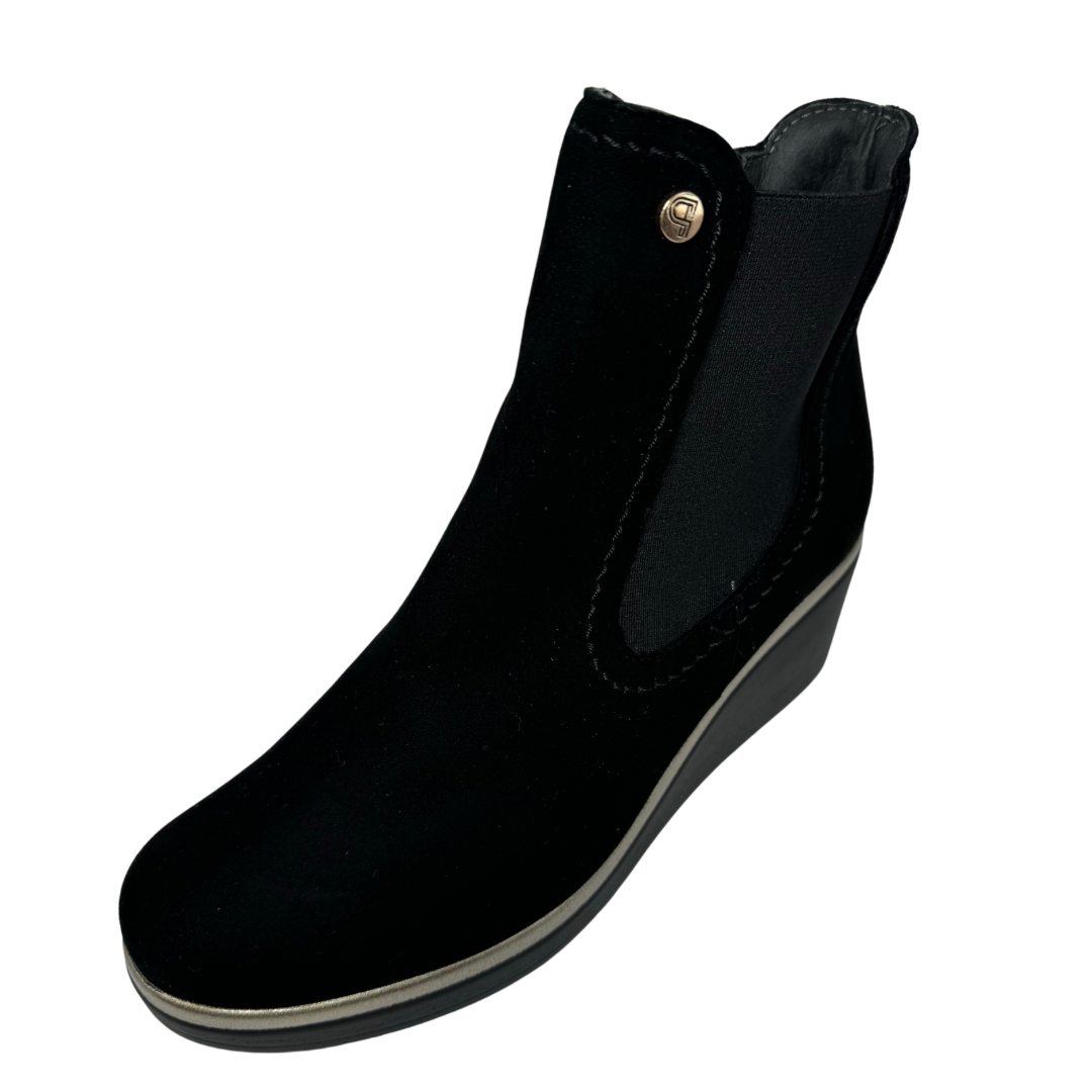 Pitillos Black Suede Wedge Boots