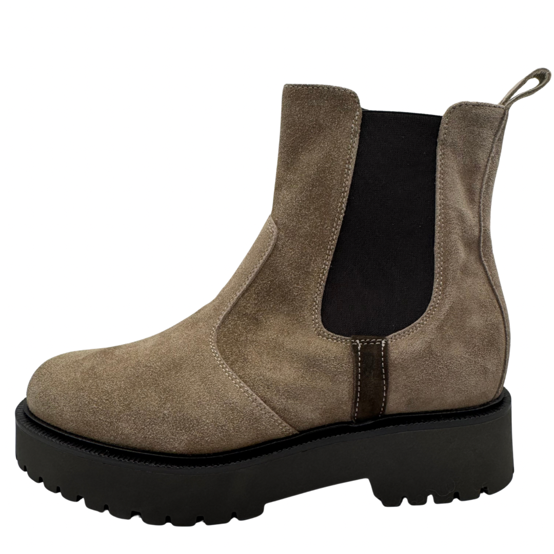 Donna Serena Taupe Suede Boots