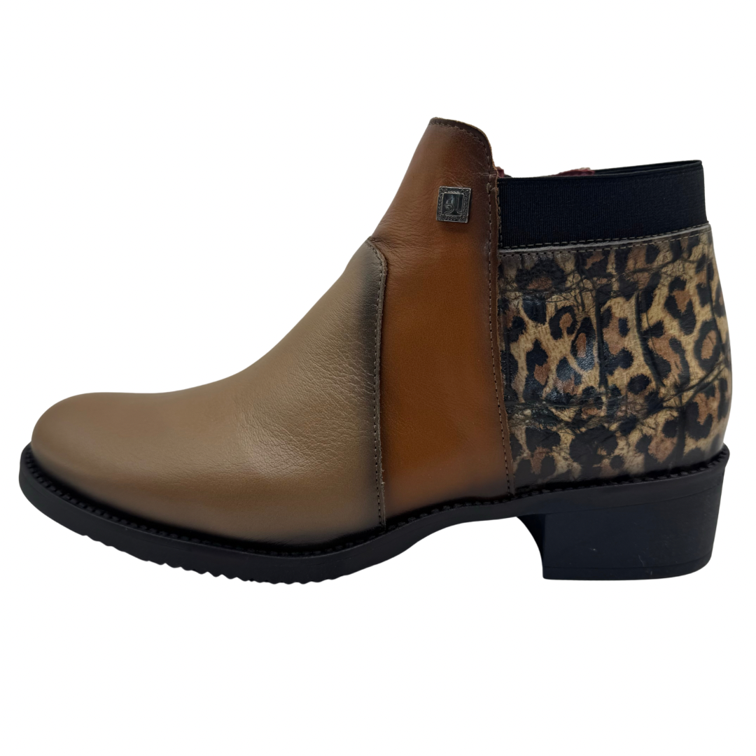 Jose Saenz Beige &amp; Leopard Print Ankle Boots
