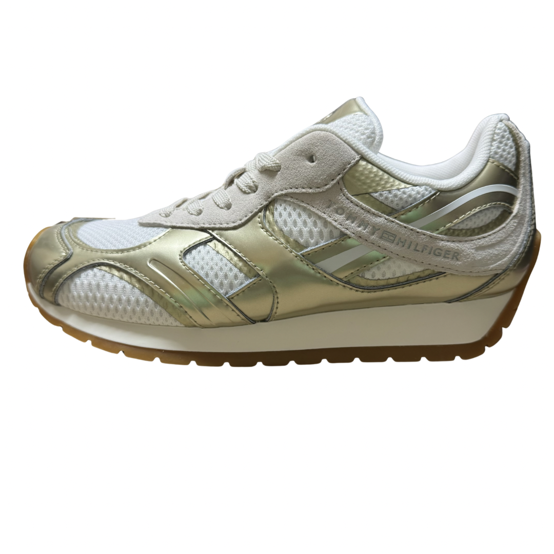 Chic Metallic Retro Runner
