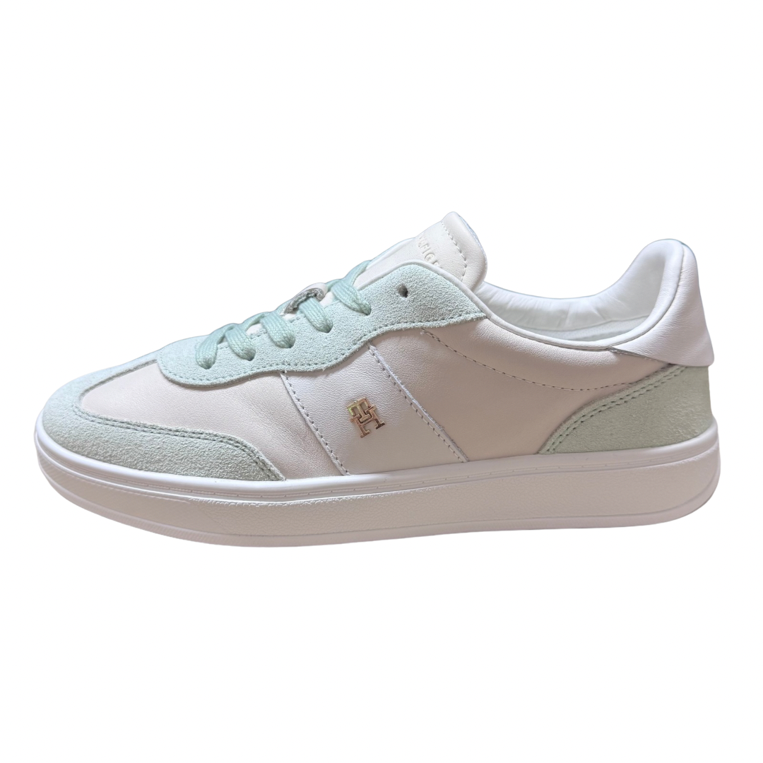 Premium Heritage Sneaker