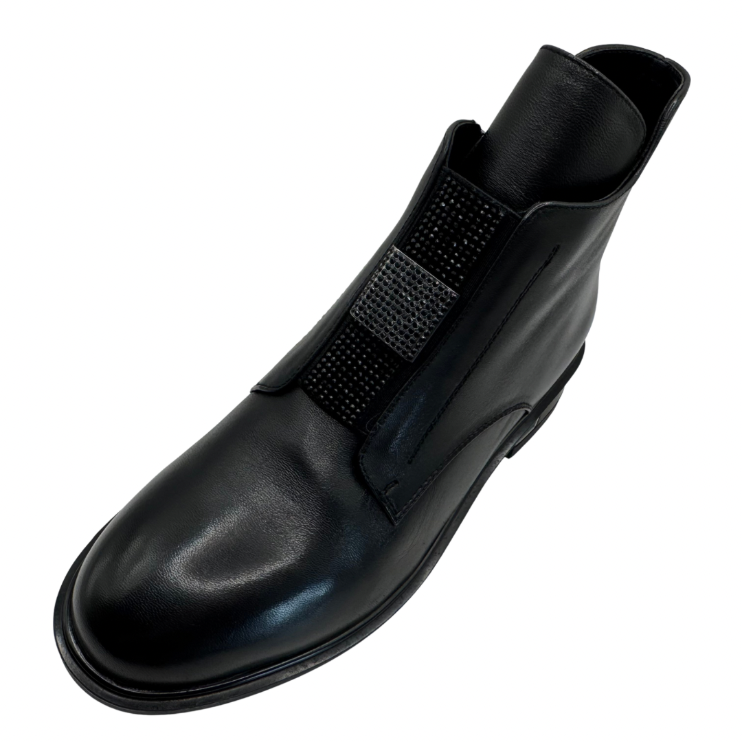 Loretta Vitale Black Boots with Diamnte Detail